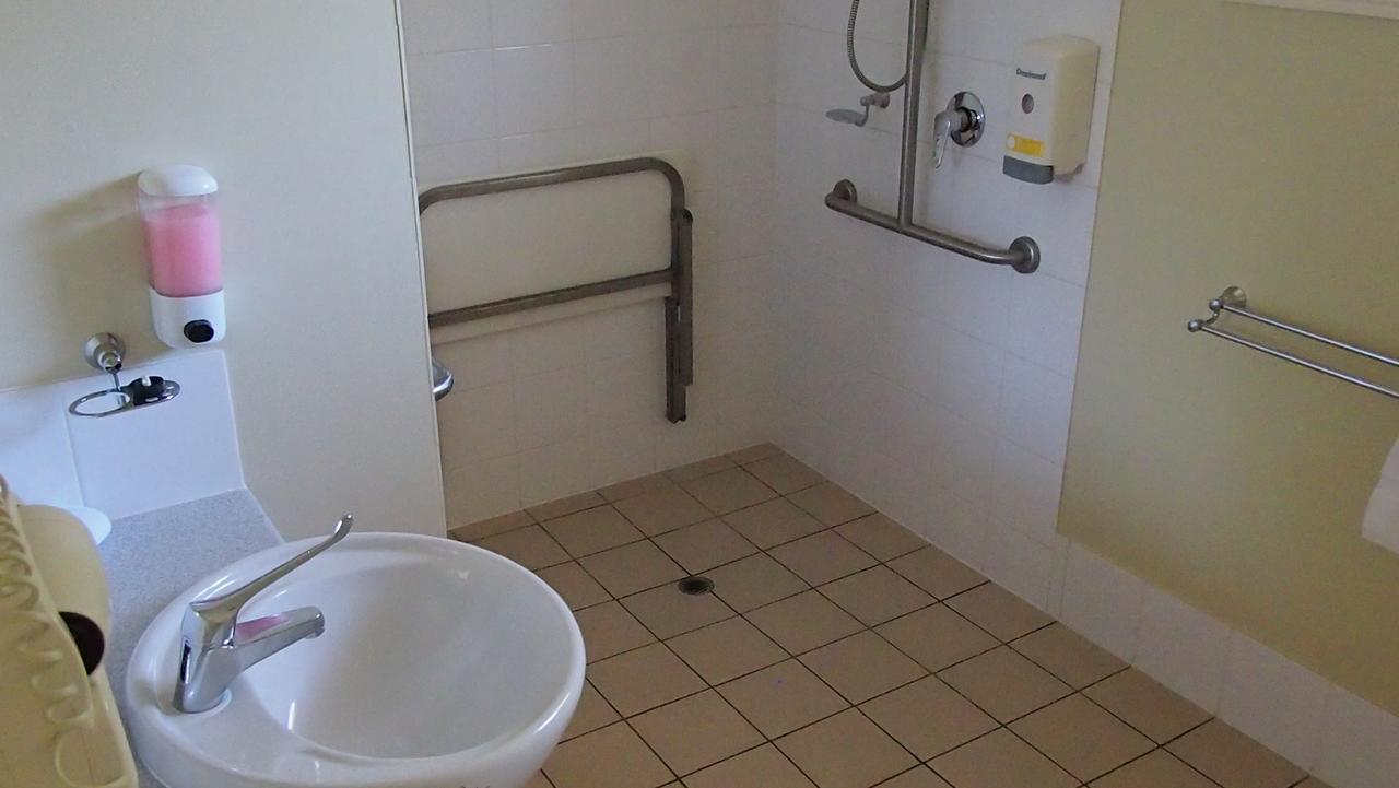 Country Roads Motor Inn Gayndah Kültér fotó